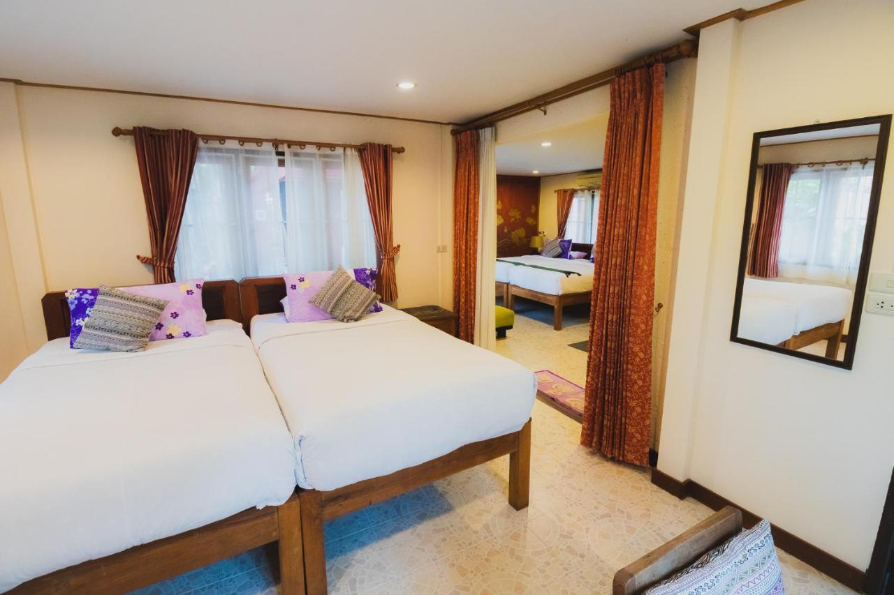Joy's House & Tour Отель типа 